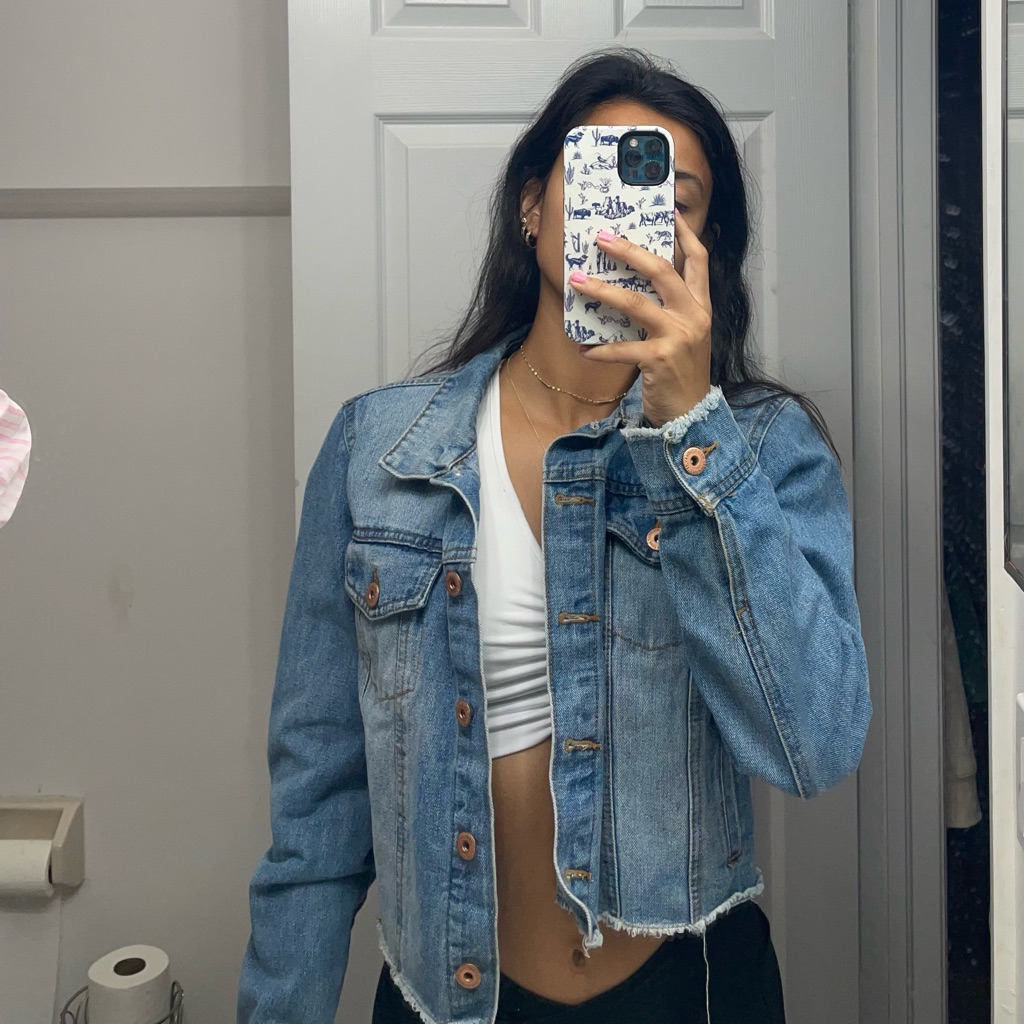 Cute Denim Jacket, Cropped (Ish) Style In Medium Wash, Size Large But Fits Me Sm